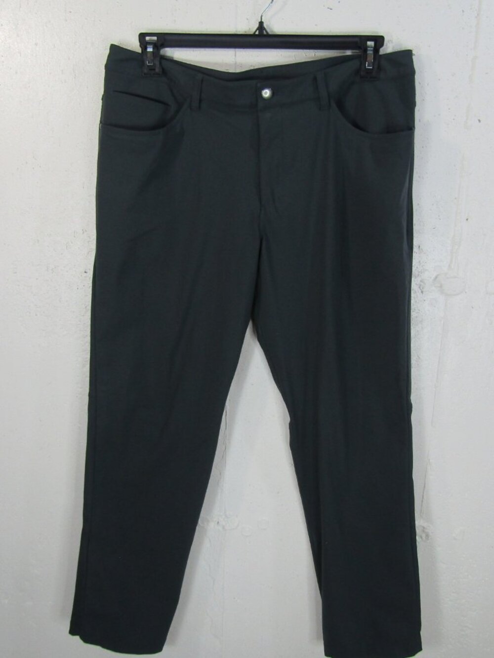 Lululemon ABC Classic Fit Pants Men's Size 38x32 Performance Tech 5-Pocket